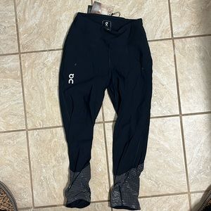 On cloud running leggings